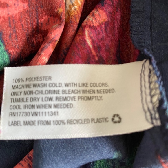 Merona XXL womens polyester blouse. - Picture 6 of 8